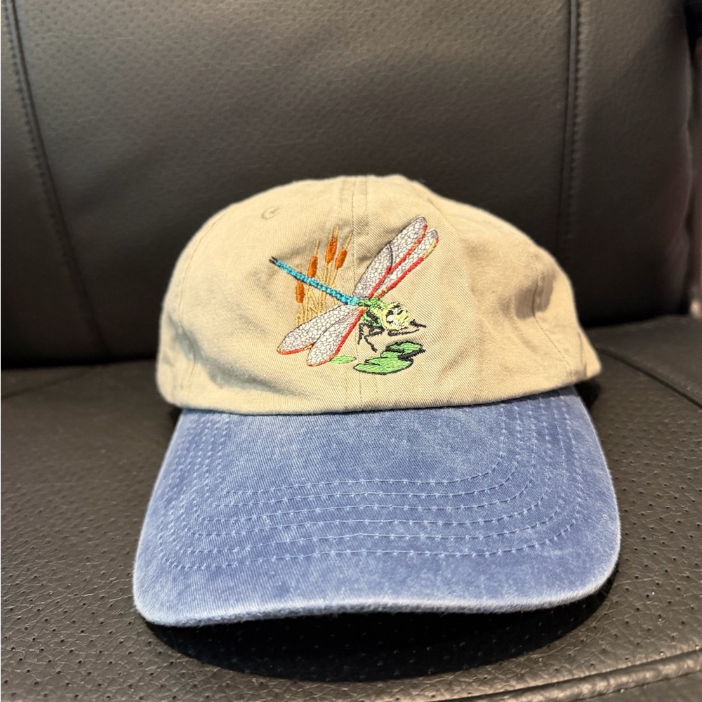 Two-Tone Dragonfly Cap - Beige and Blue